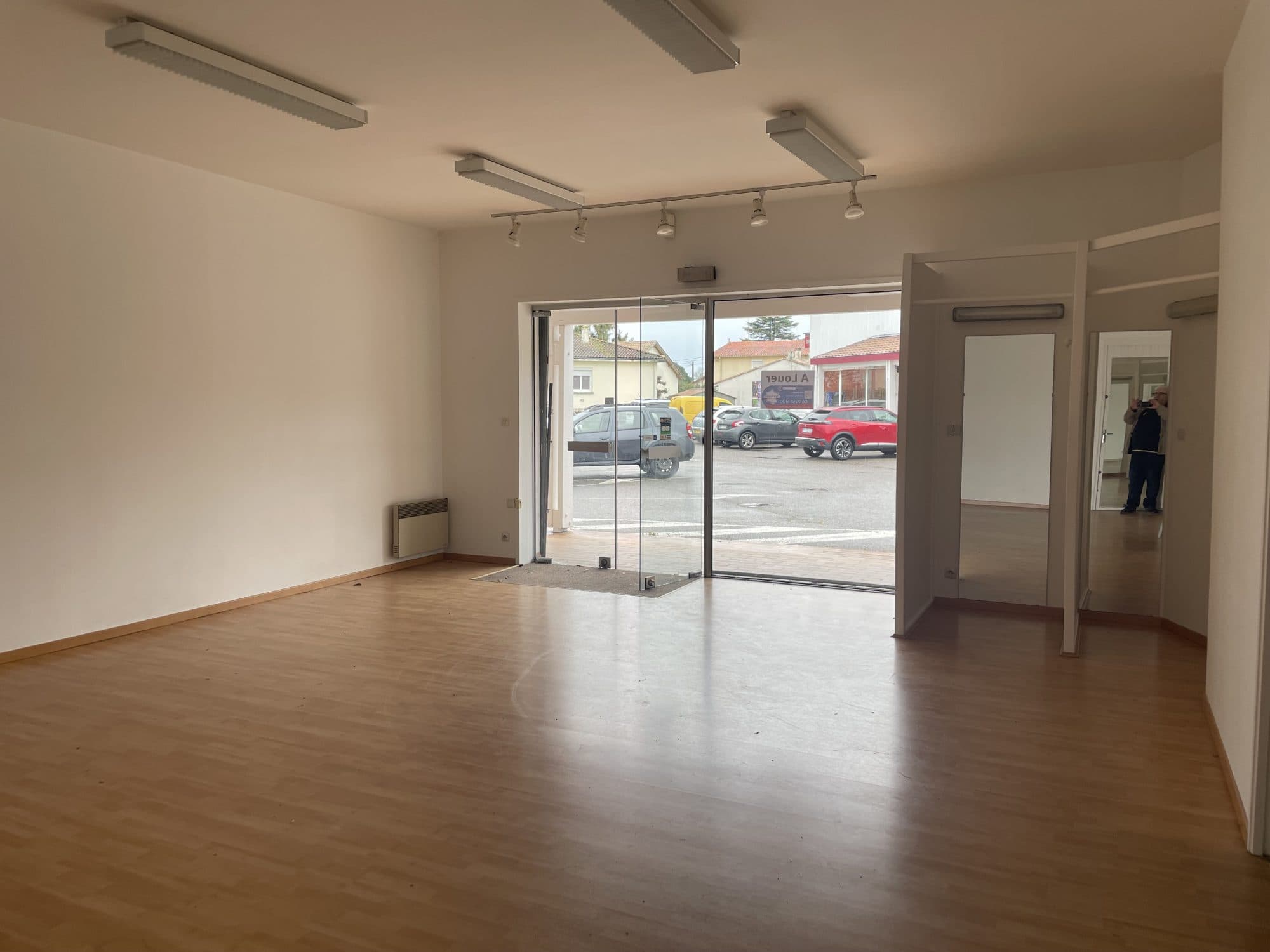 Petit local commercial — photo 2