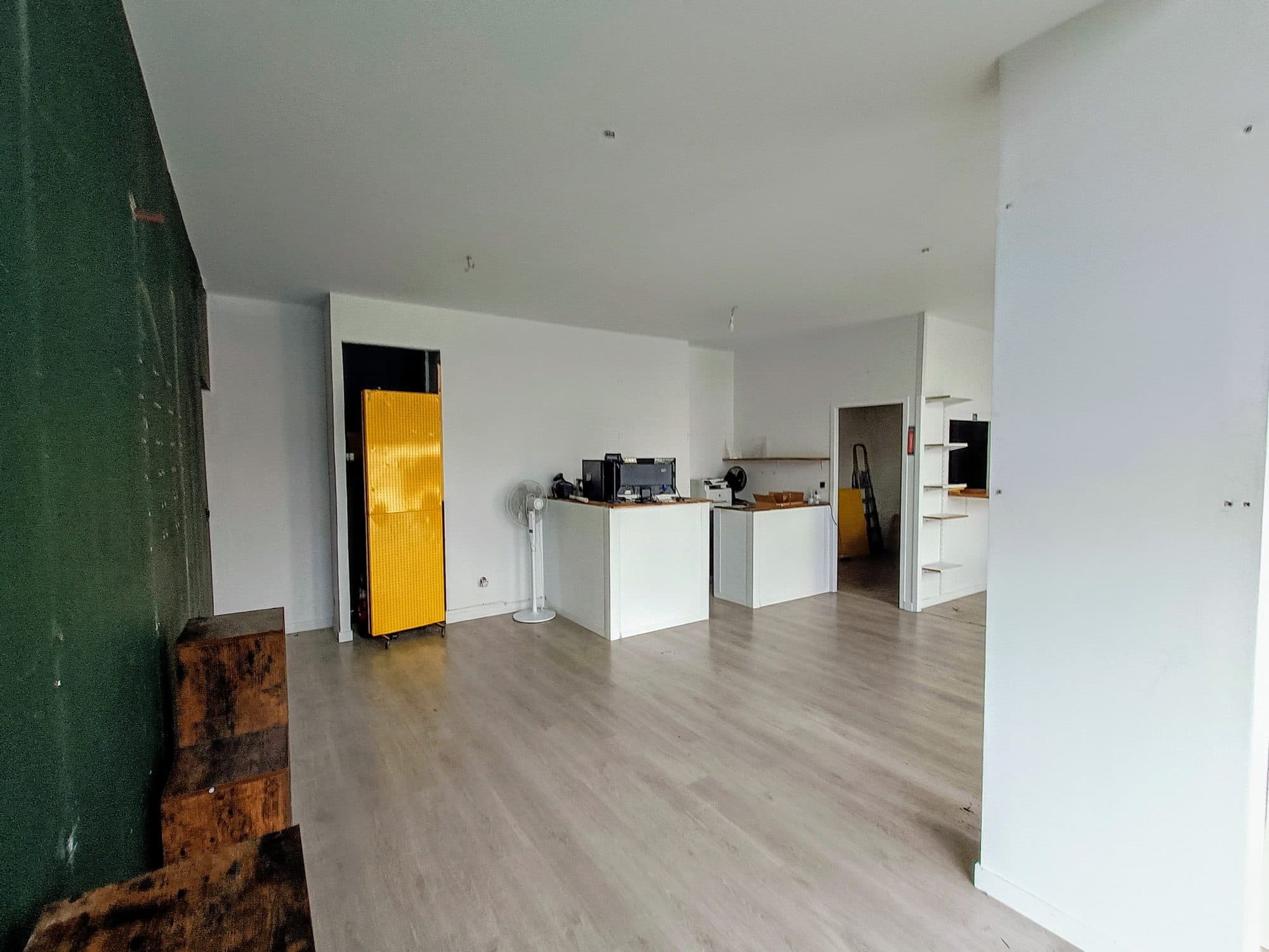 LOCAL COMMERCIAL TALENCE BARRIERE DE PESSAC — photo 3