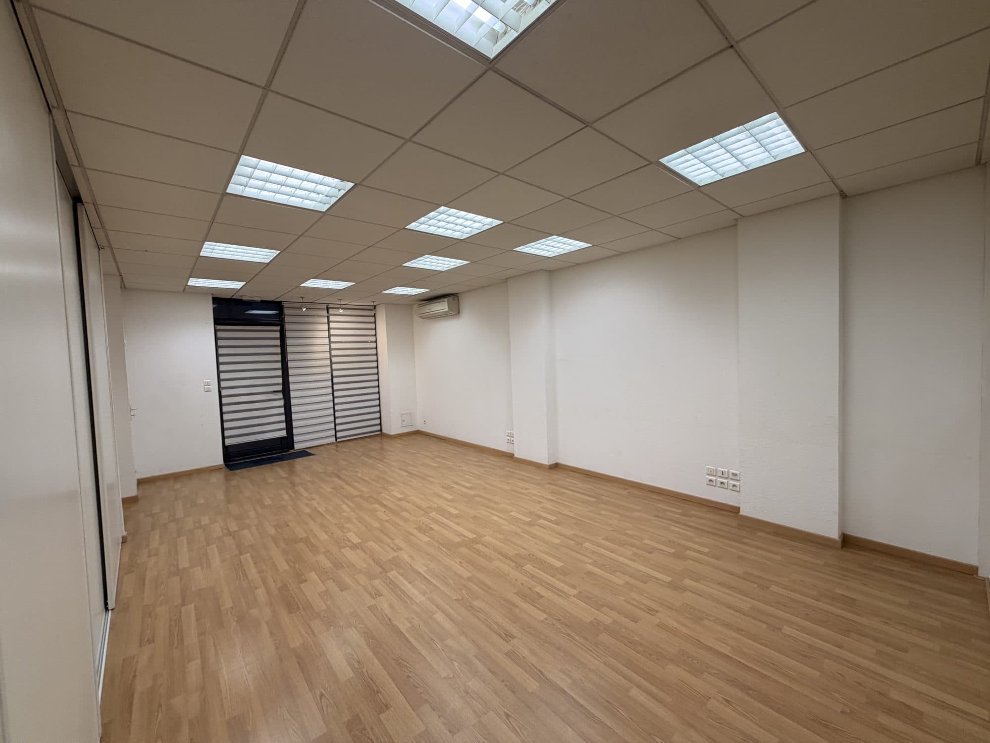 Local Commercial où Bureaux — photo 2