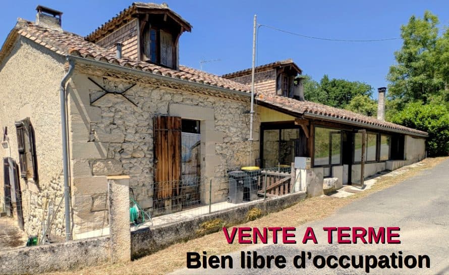 Maison de campagne en pierre avec piscine