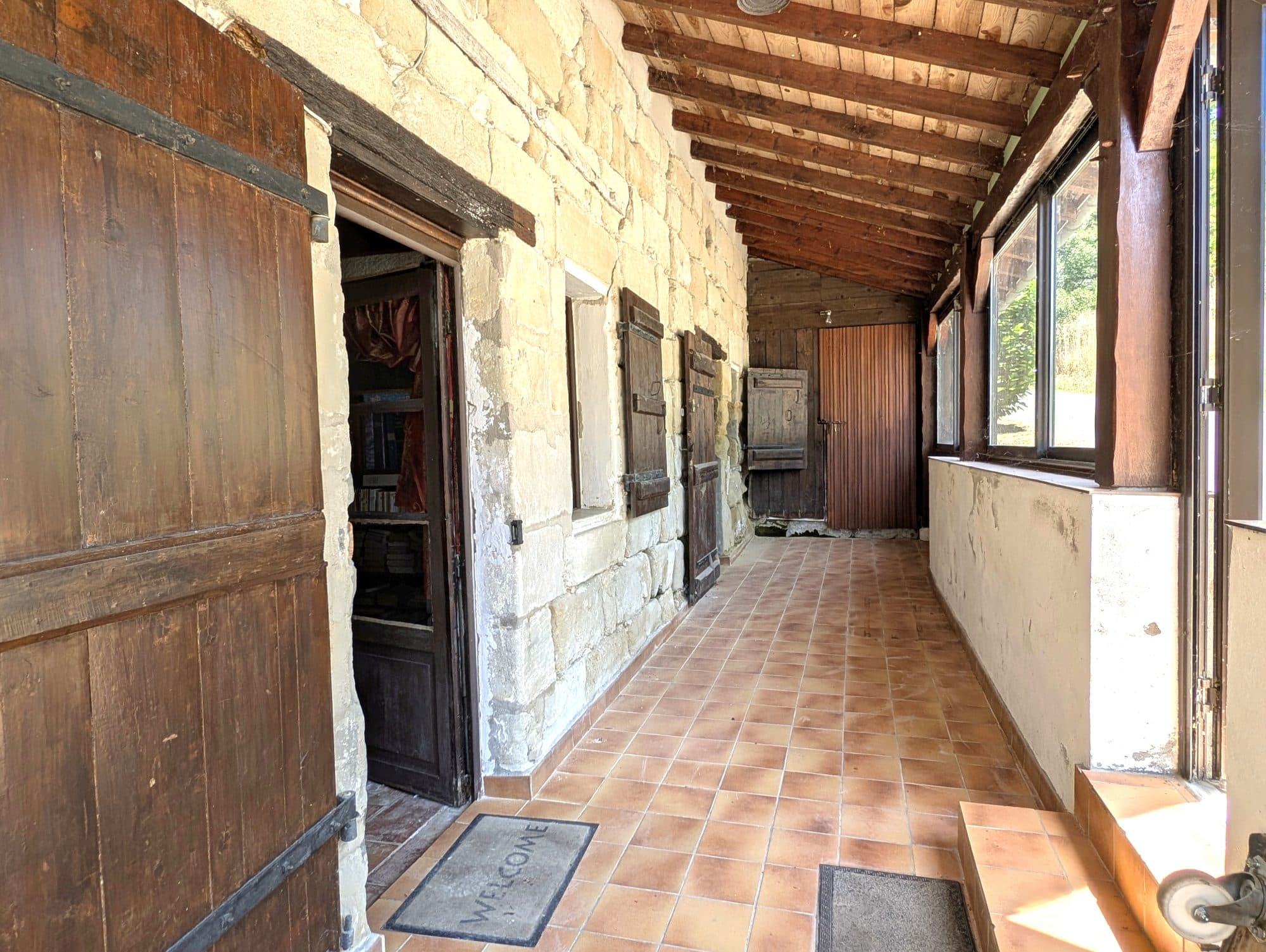 Maison de campagne en pierre avec piscine — photo 2