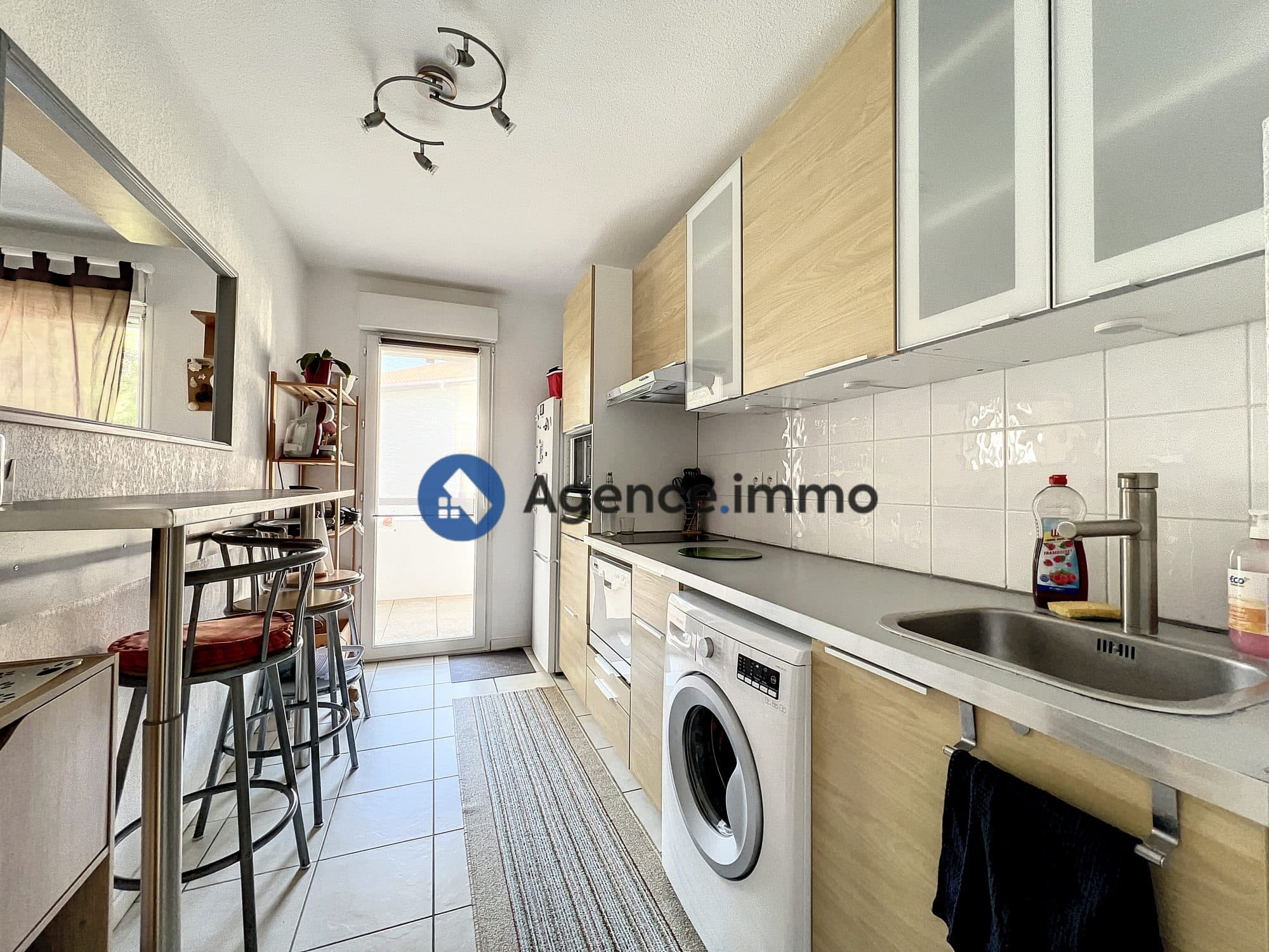À vendre - Charmant Appartement T3 avec Terrasse, Cave et Garage à Hendaye — photo 3