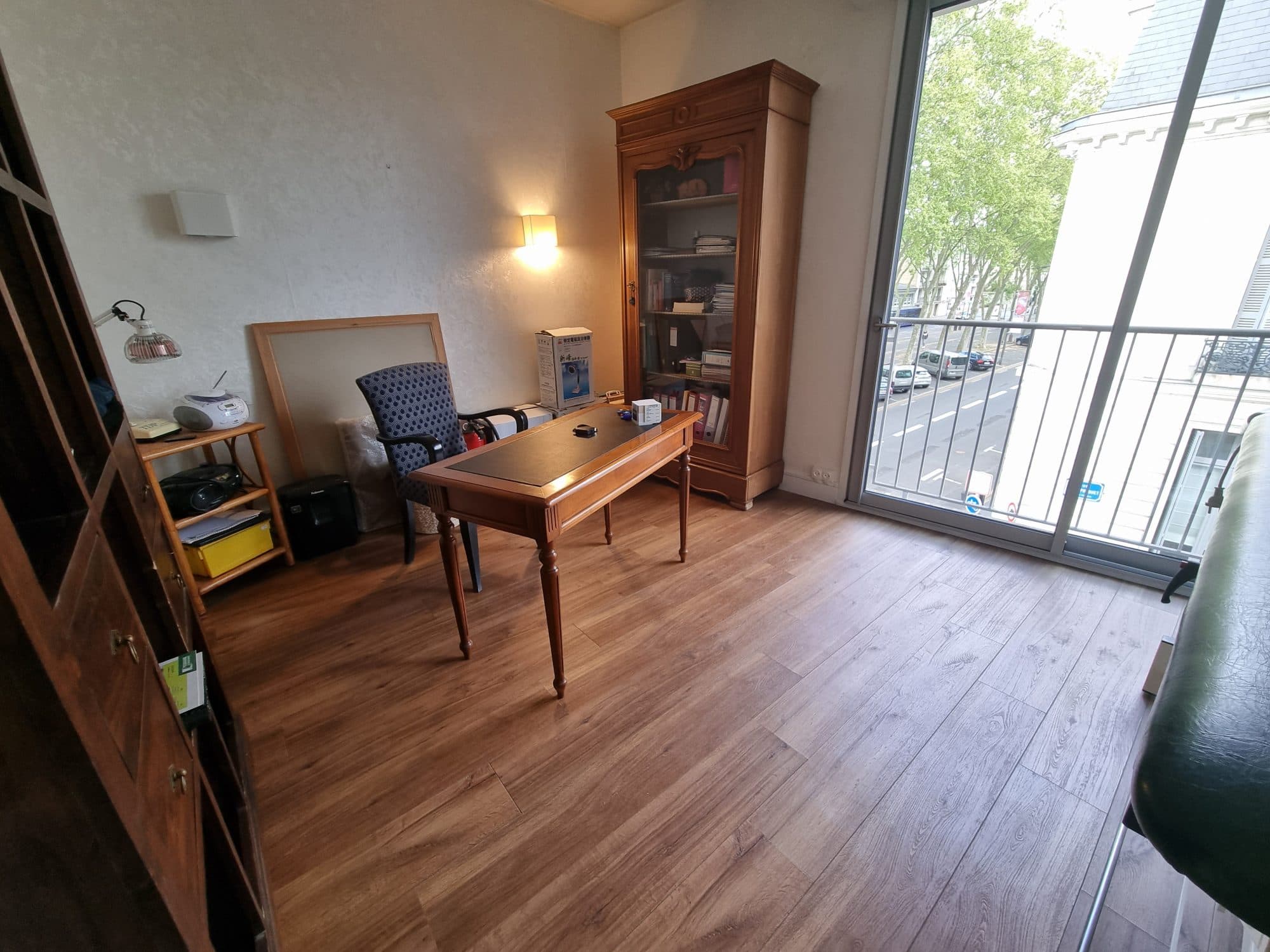idéalement situé à Tours — photo 2