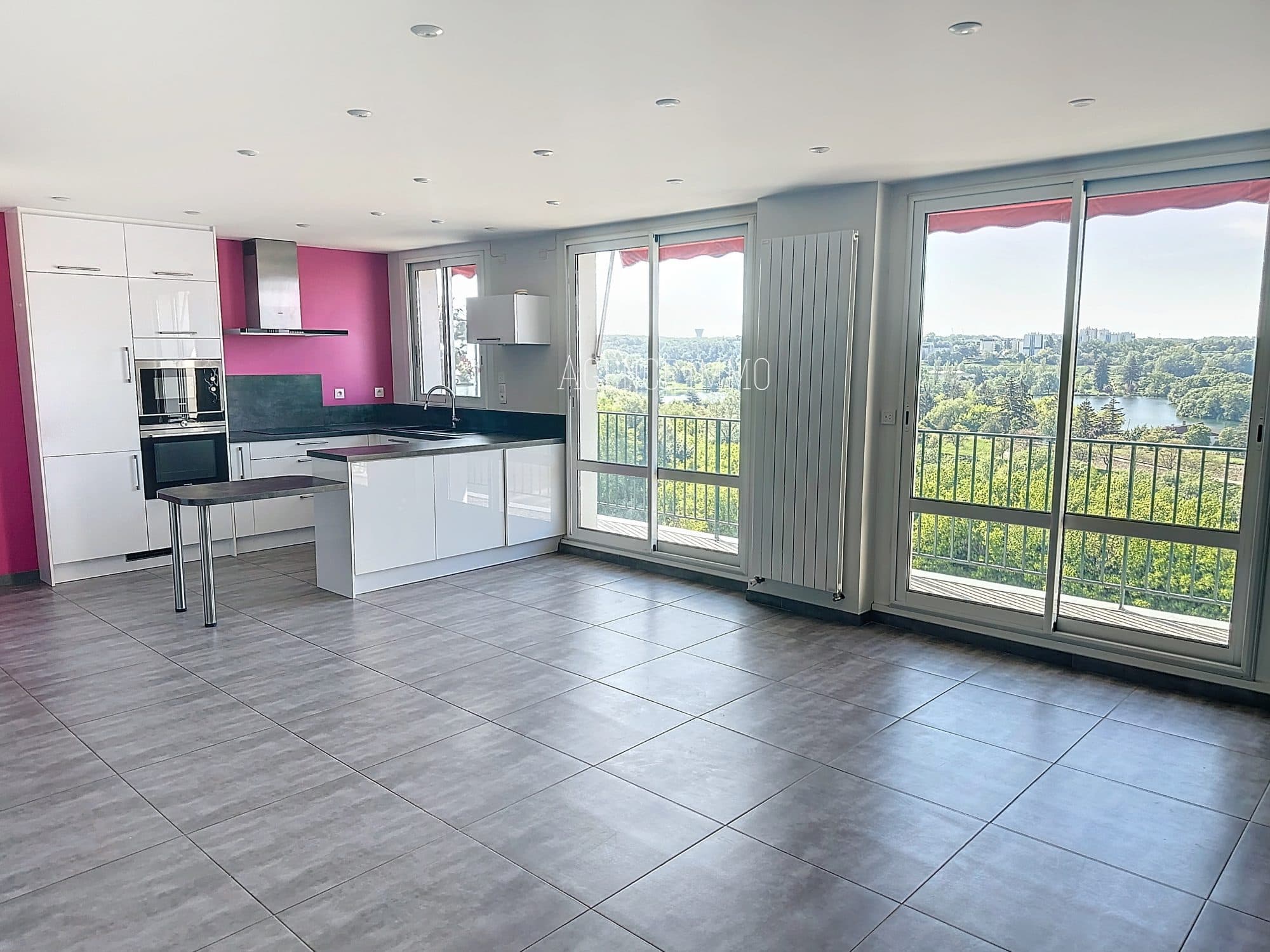 Appartement 73 m² à Tours — photo 3