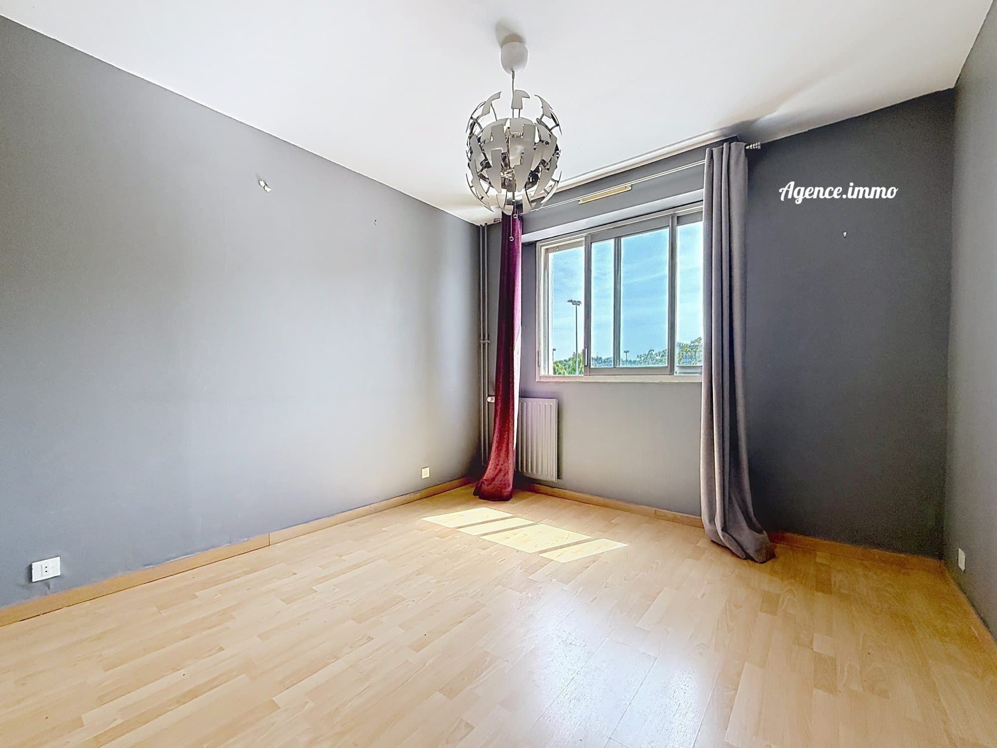 Appartement 77 m² à Tours — photo 3