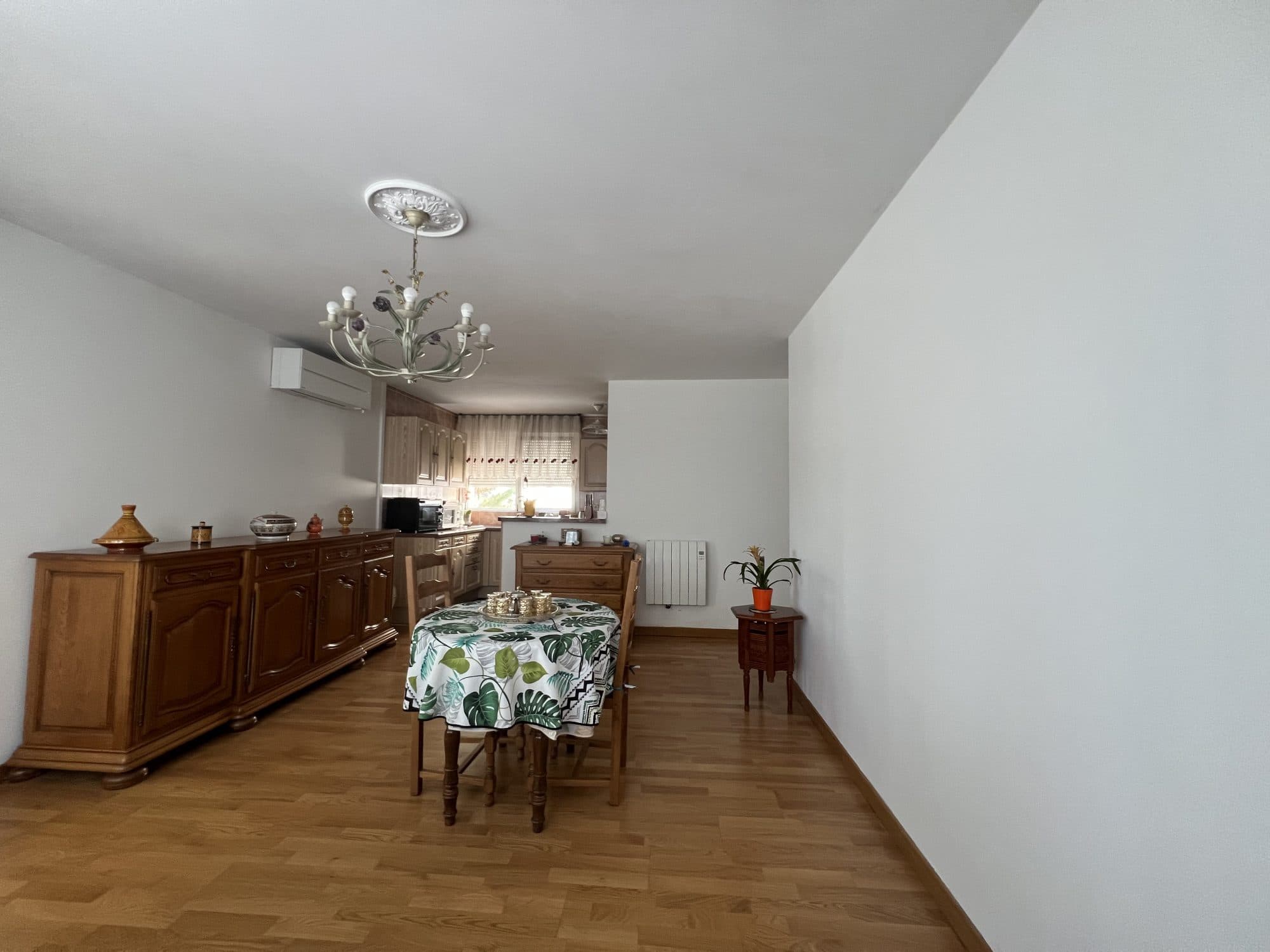 APPARTEMENT SPACIEUX ET LUMINEUX — photo 3