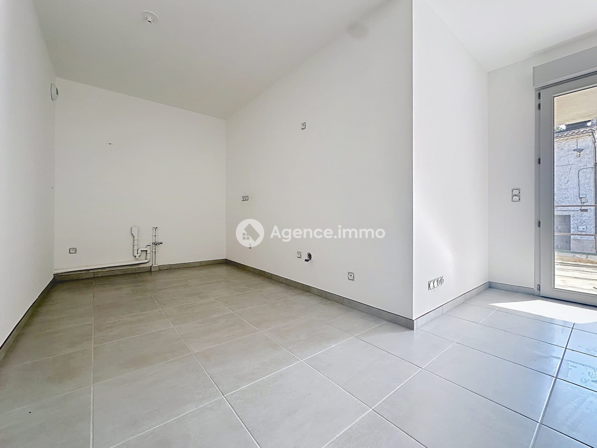 Studio avec terrasse — photo 2