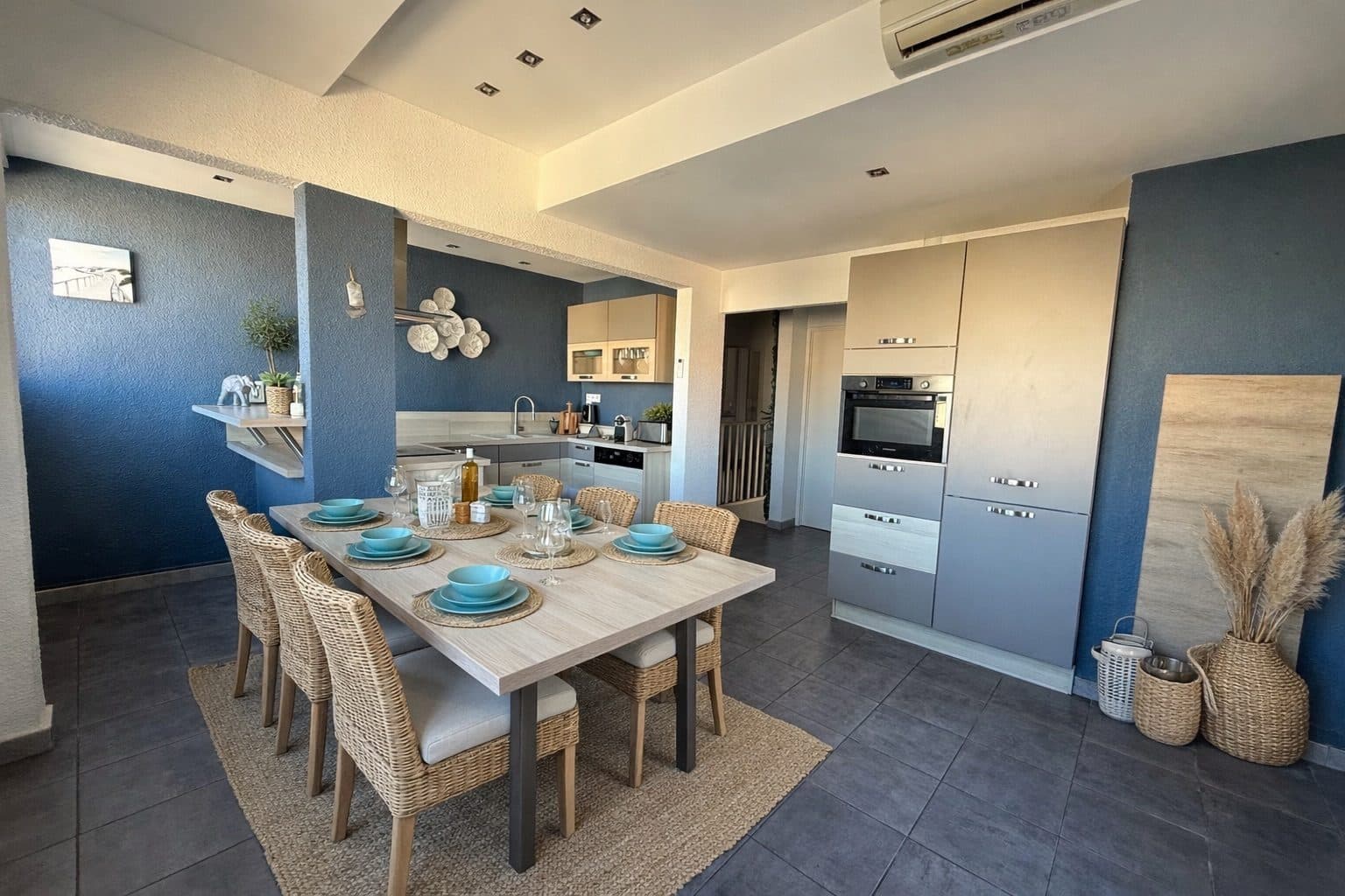 Triplex vue mer avec terrasses, piscine, tennis et garage – Exclusivité — photo 2