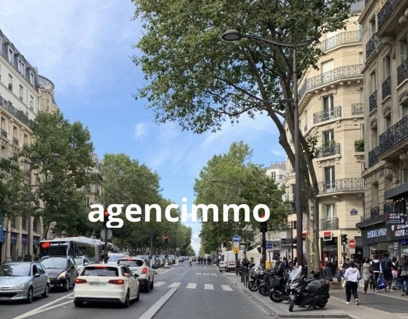 TRES BEL APPARTEMENT BOURGEOIS