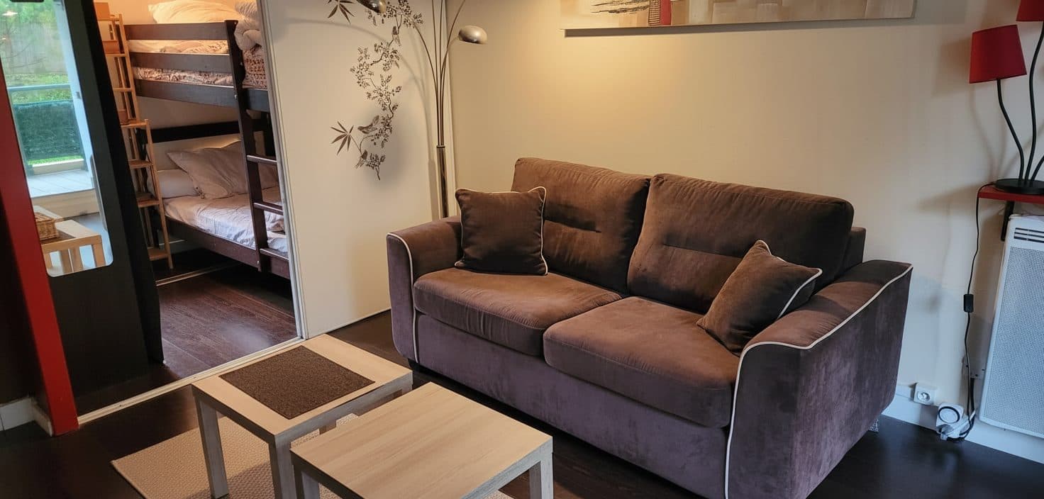 RARE à ANGLET: Studio "Clés en main" face au port de plaisance ! — photo 3