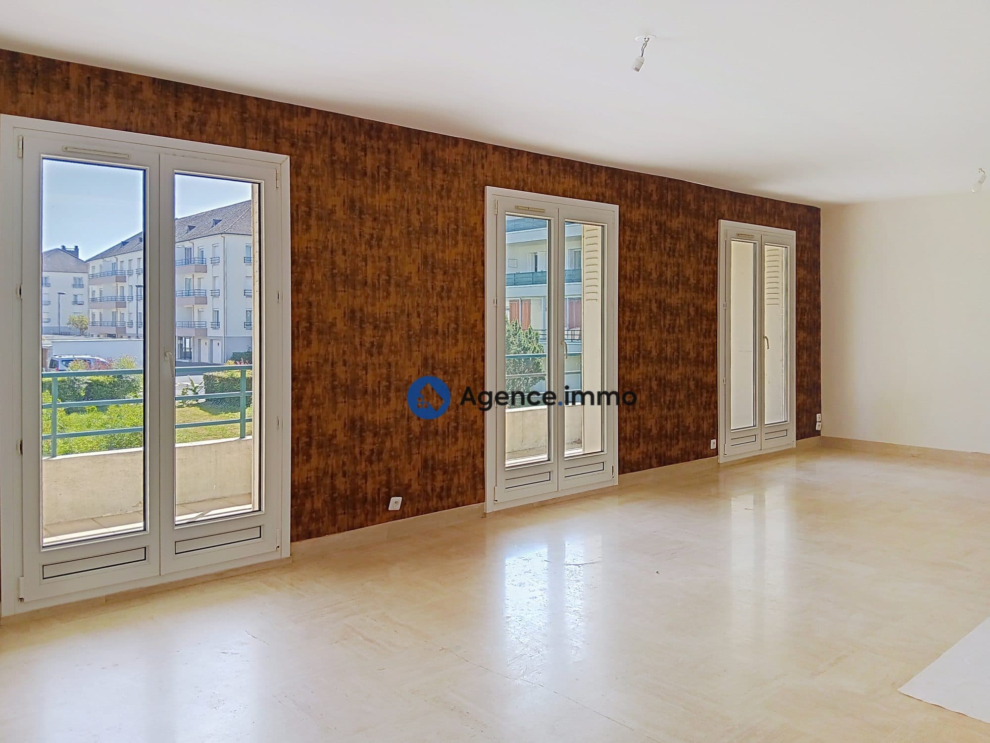 Grand appartement très bien situé à Tours Nord — photo 3