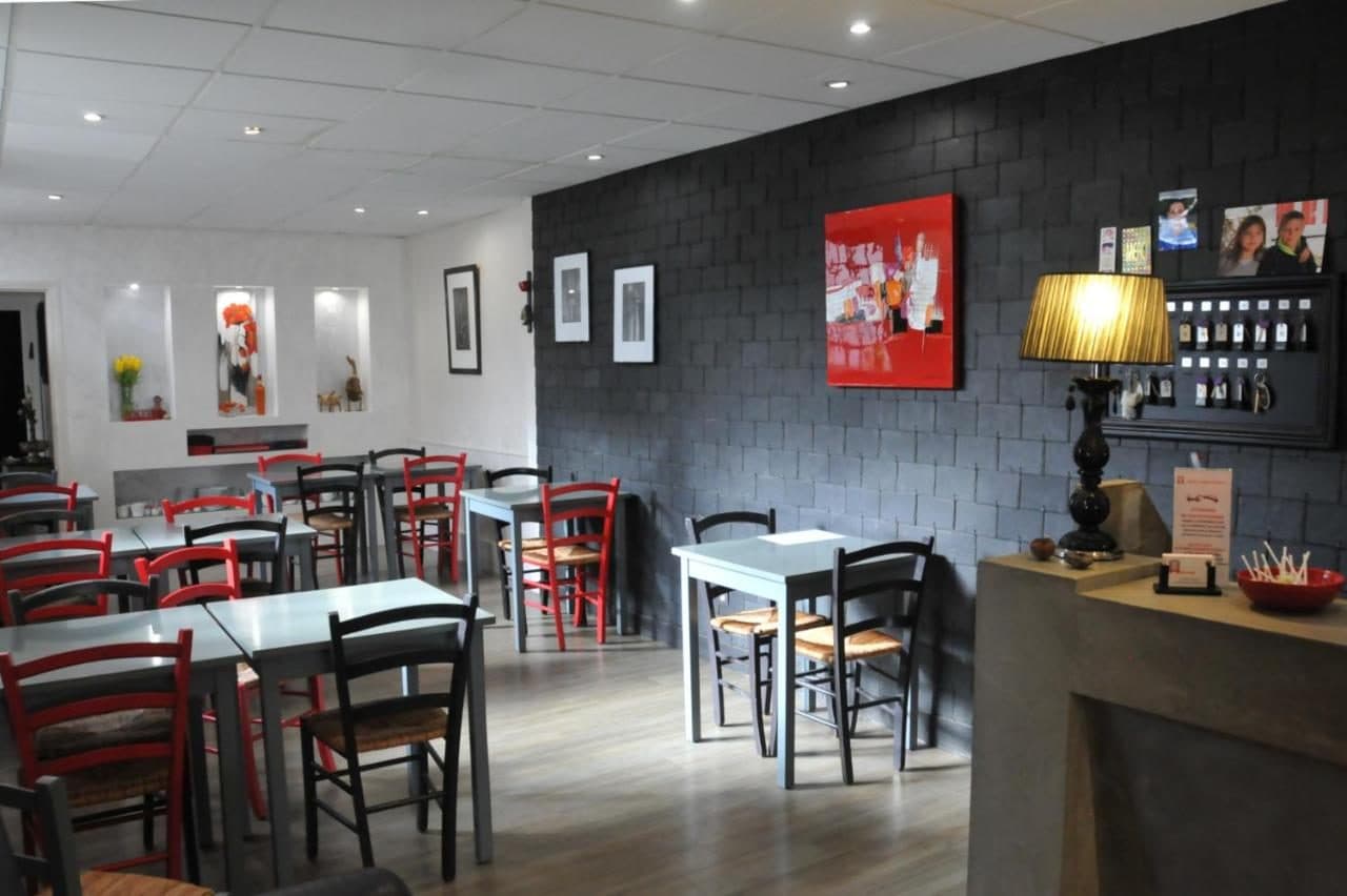 HOTEL HYPER CENTRE TOURS — photo 2