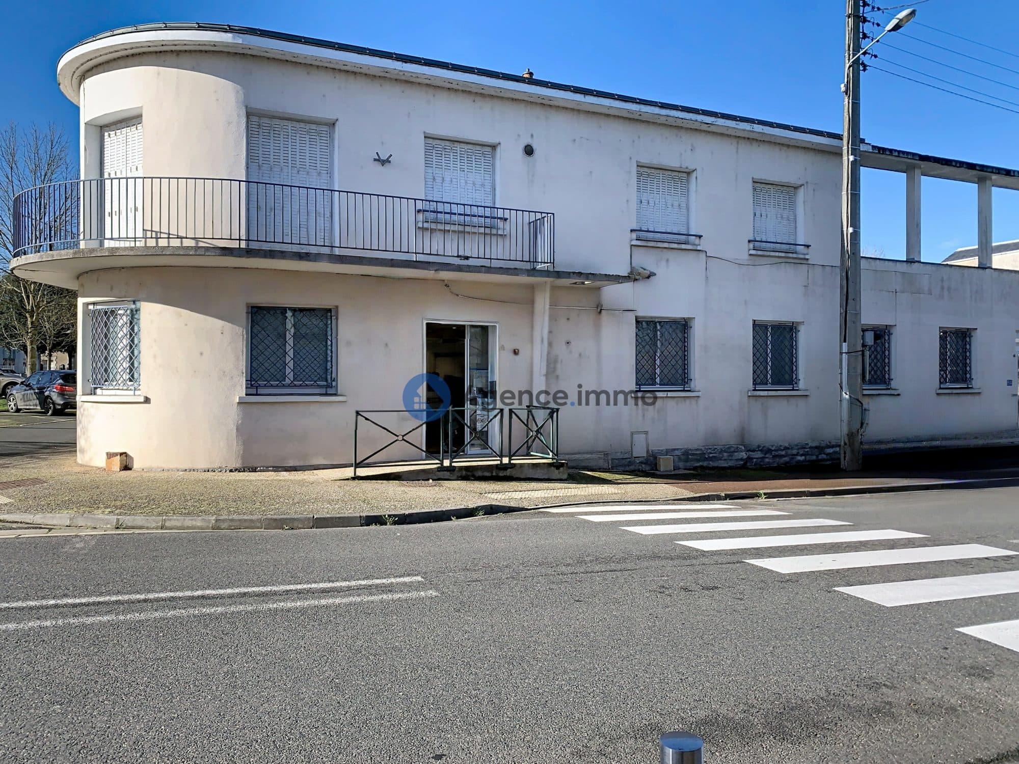 Immmeuble mixte offrant rentabilité et potentiel locatif