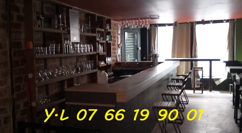 Immeuble de rapport ; Bar à thème (libre) + un grand studio + un duplex+ autres possibilités — photo 2