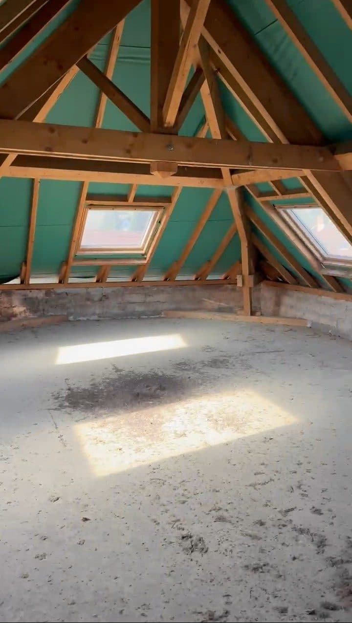 38620 Saint Bueil, à vendre une maison à renover avec possibilité de créer 4 appartements — photo 2