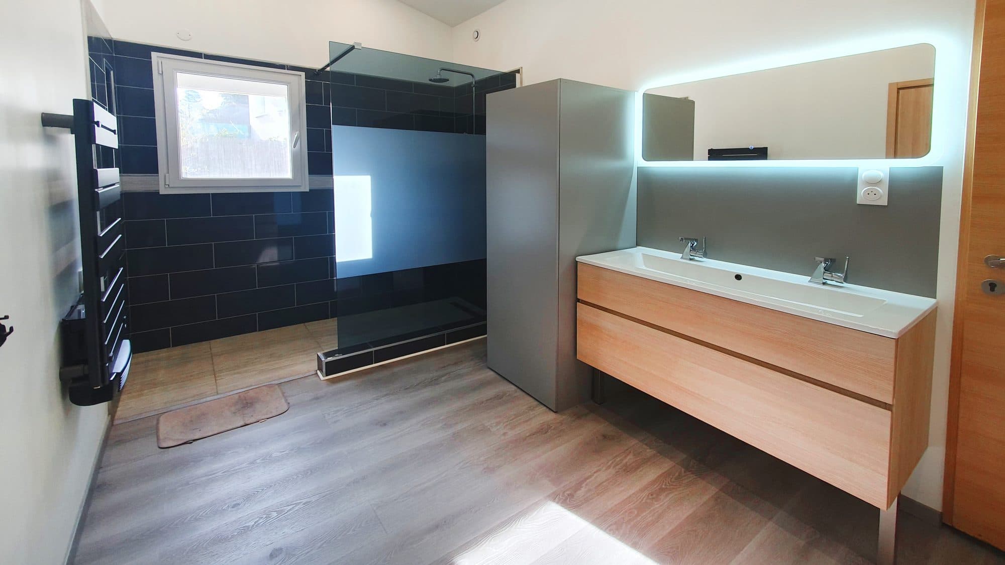 Maison en pisé avec agrandissement récent — photo 3