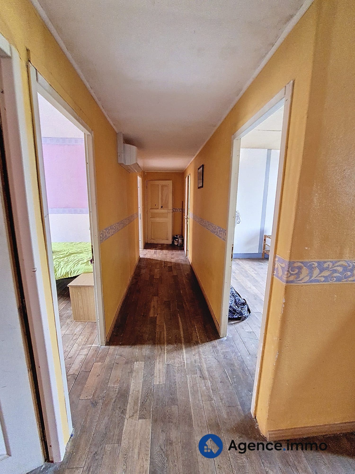 Maison 159 m² à Saint-Paterne-Racan — photo 2