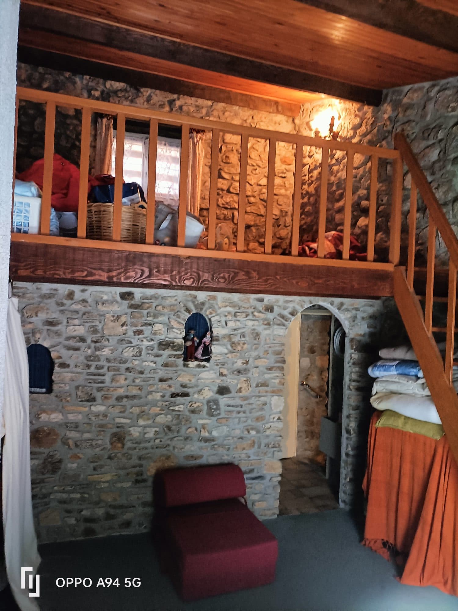 Belle maison de village touristique en pierre — photo 2