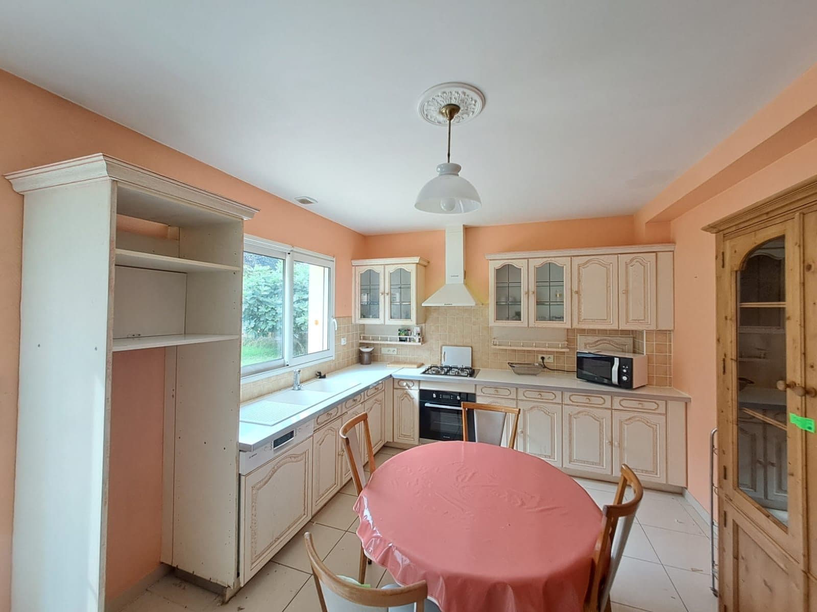 Maison 184 m² à Allonnes — photo 3