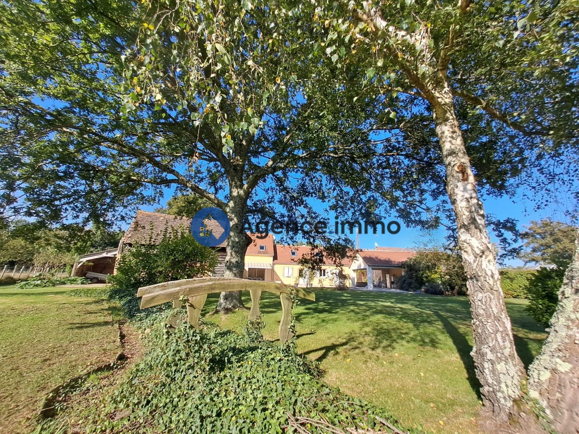 fermette renové sur 3000 M2 — photo 2