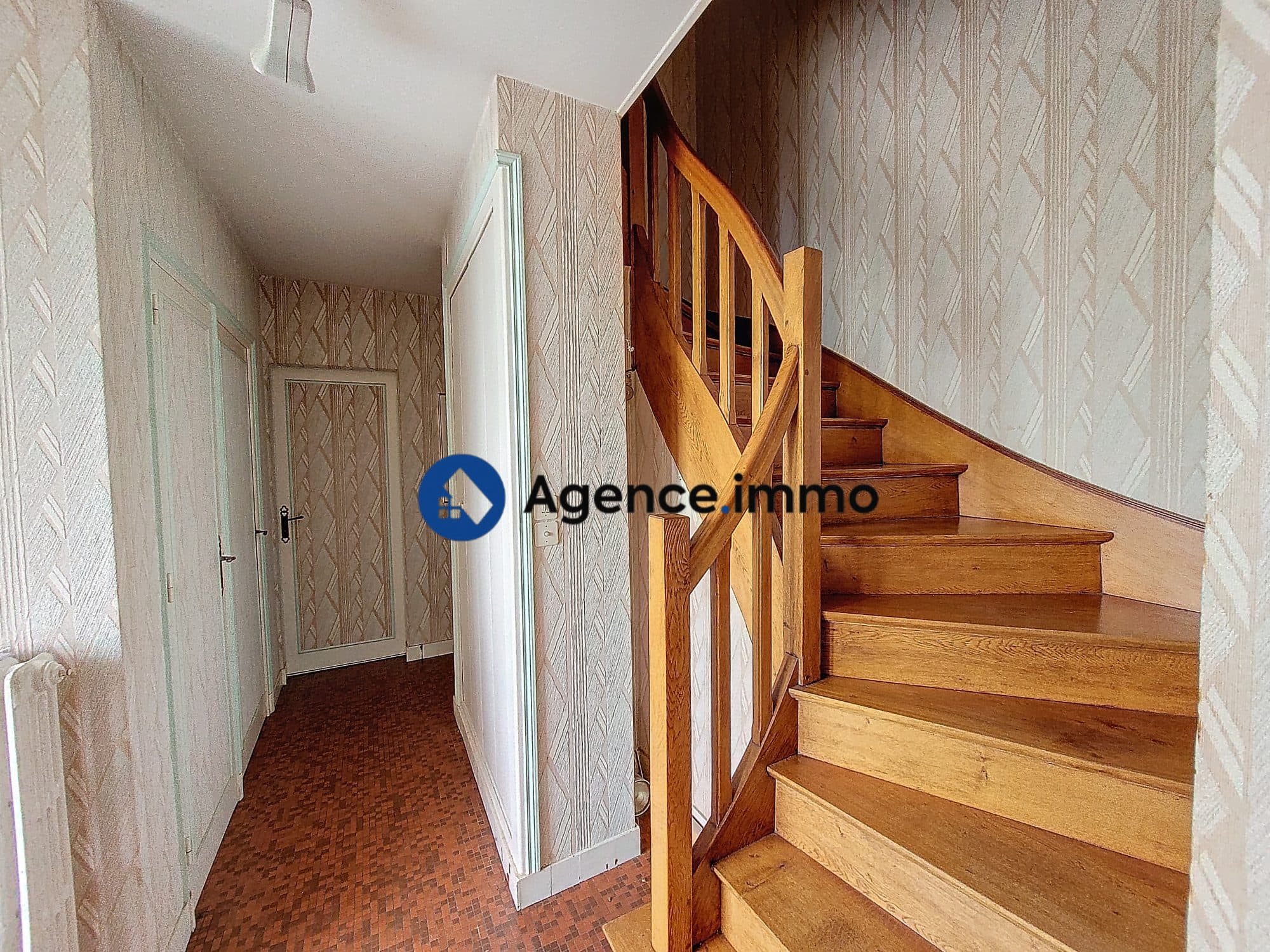 PAVILLON SUR SOUS-SOL COMPLET - 5 CHAMBRES — photo 3
