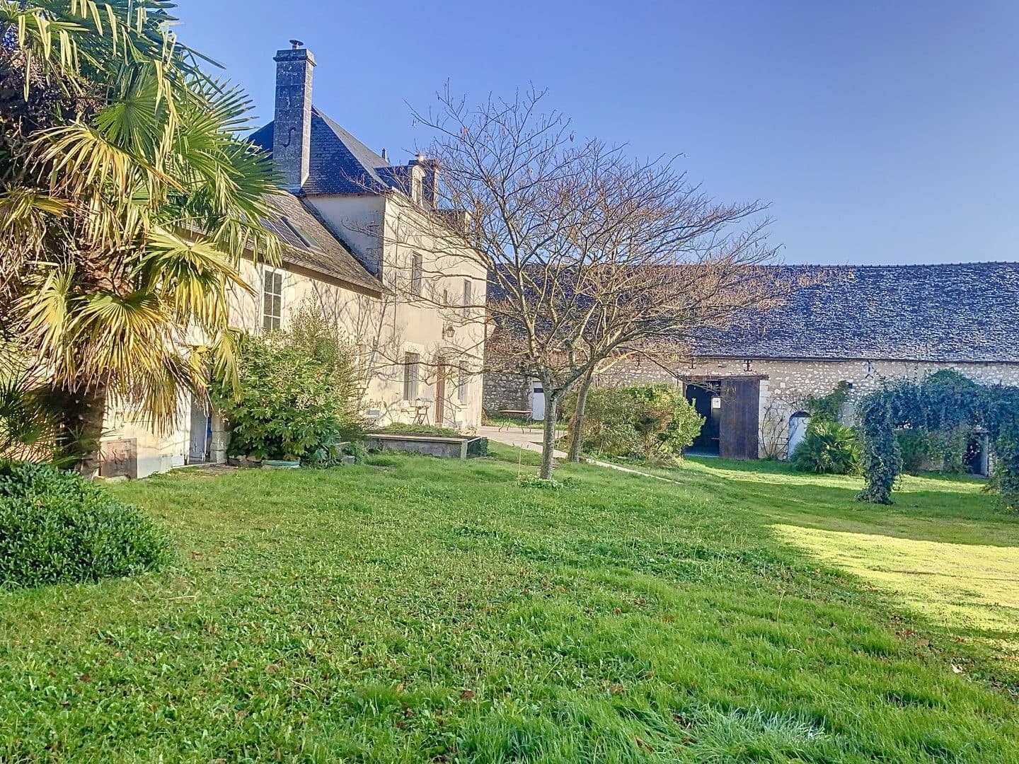 Maison 204 m² à Antogny-le-Tillac — photo 3