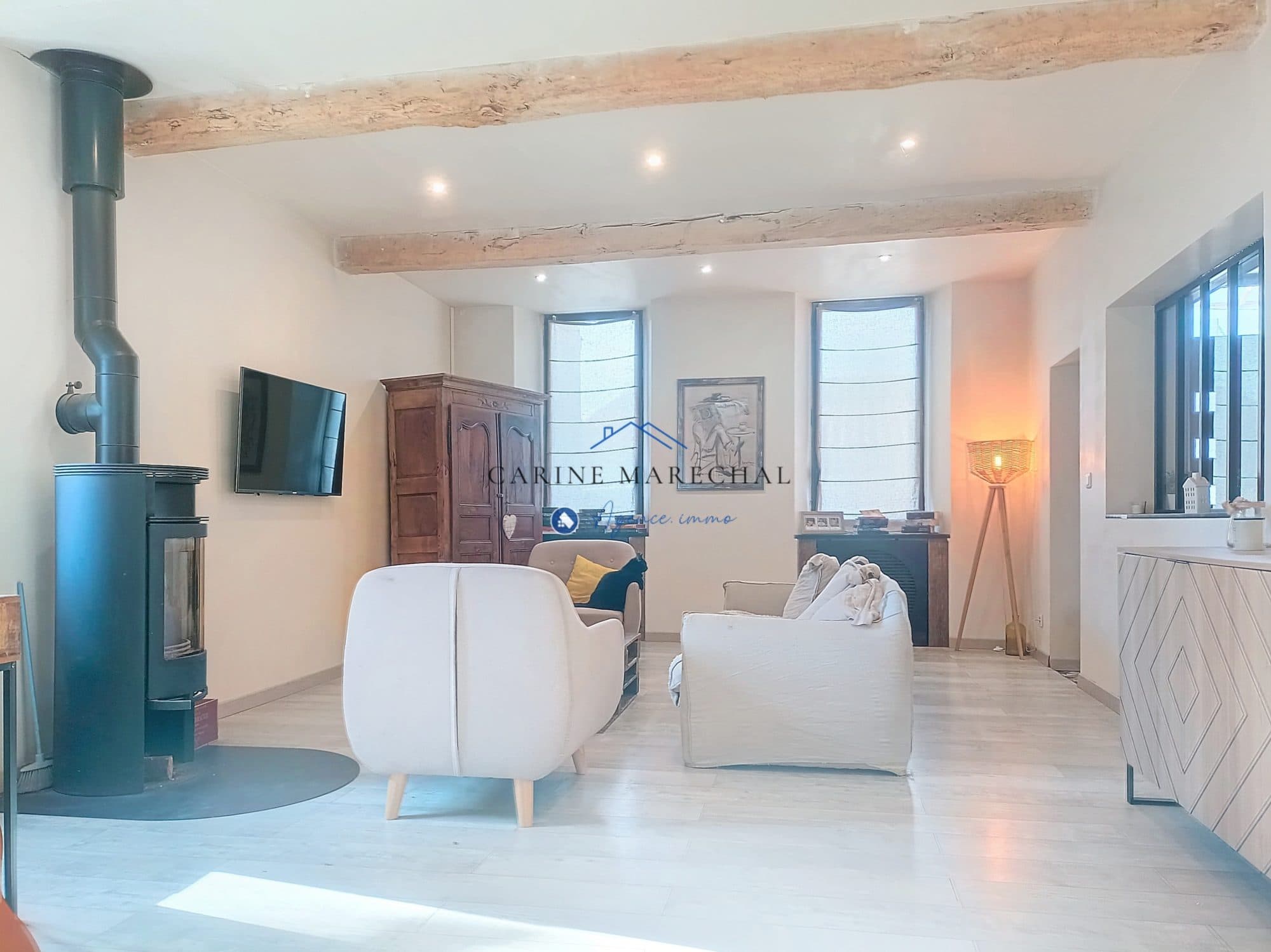 Maison familiale rénovée avec charme – 164 m², jardin arboré et dépendance — photo 3