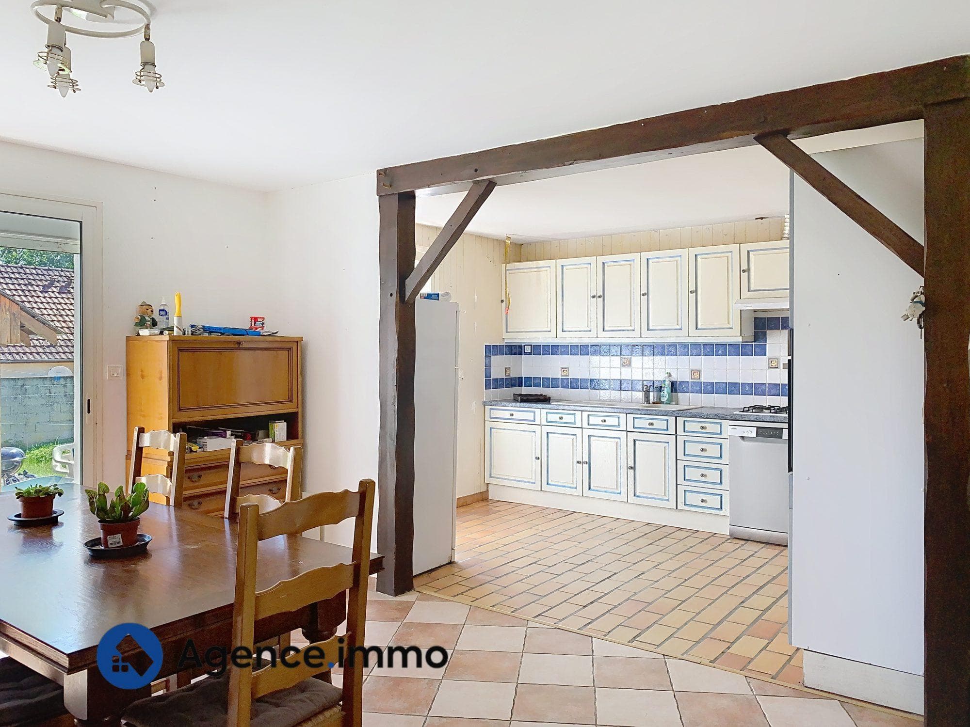 5 chambres, 2 garages, grand terrain.... et si c'était chez vous ? — photo 2