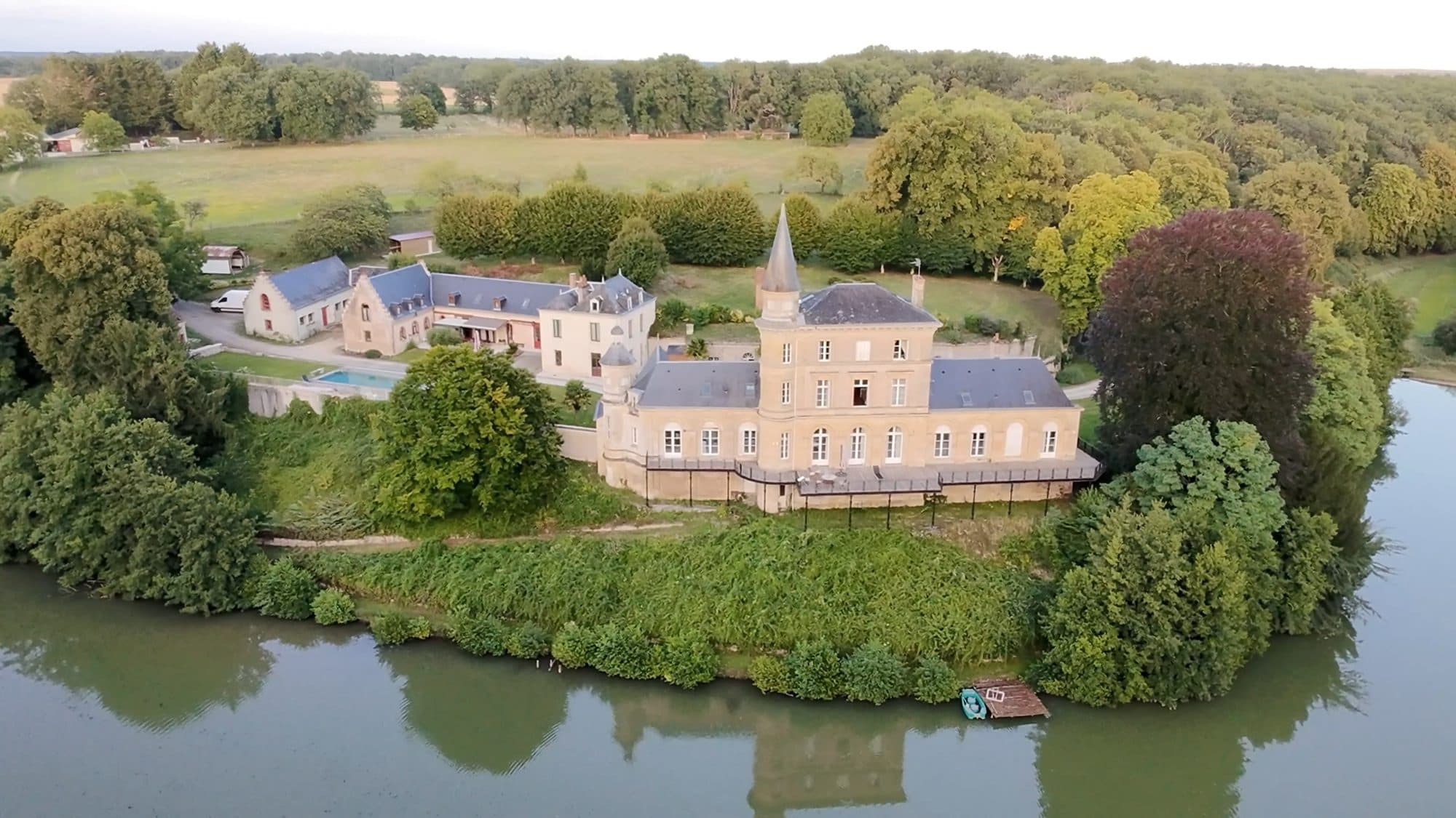 Maison 650 m² à Rouziers-de-Touraine