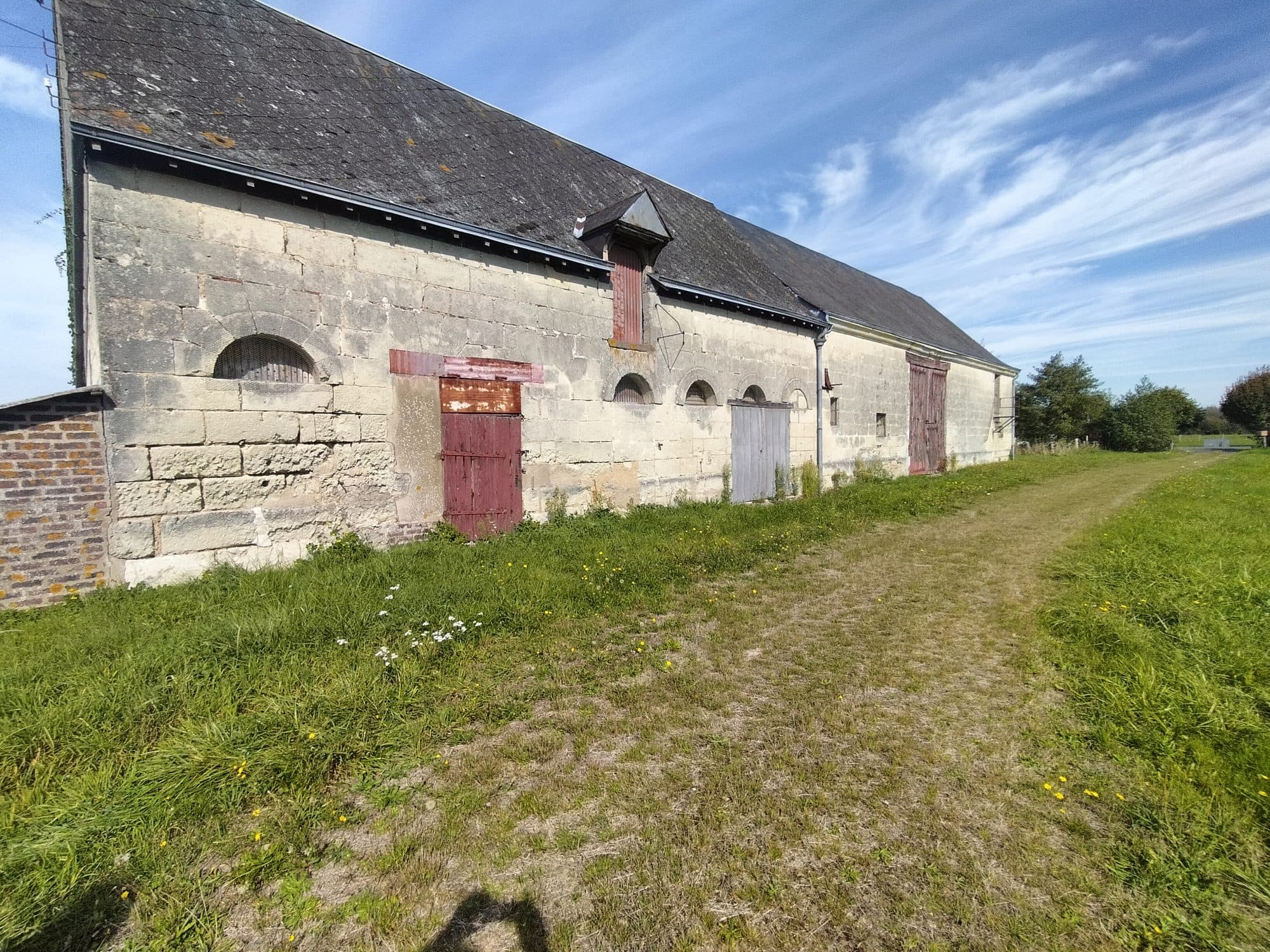 maison de campagne avec 250 m² de grange — photo 2