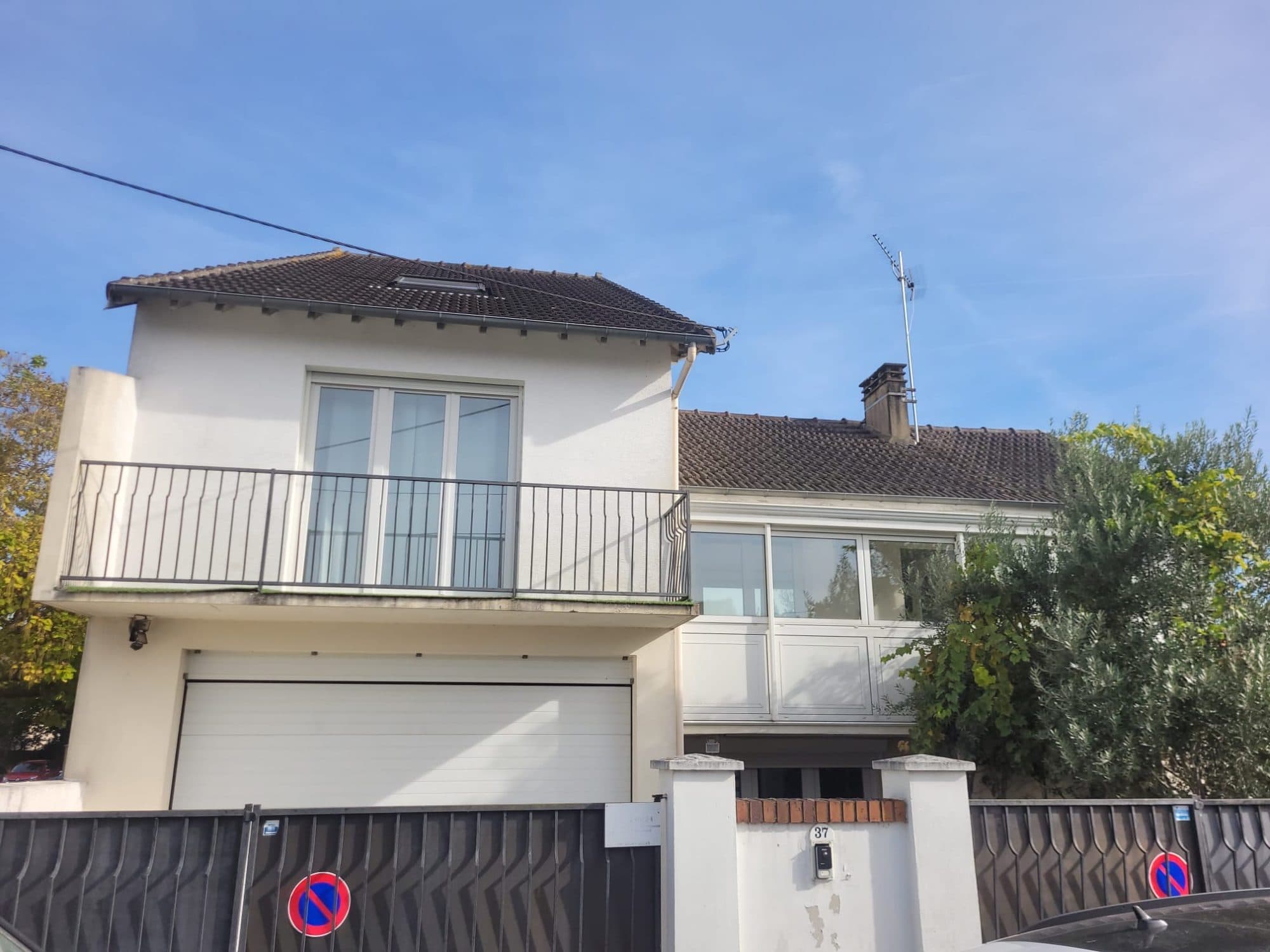 Belle Maison Individuelle avec Piscine Chauffée et Jardin — photo 2