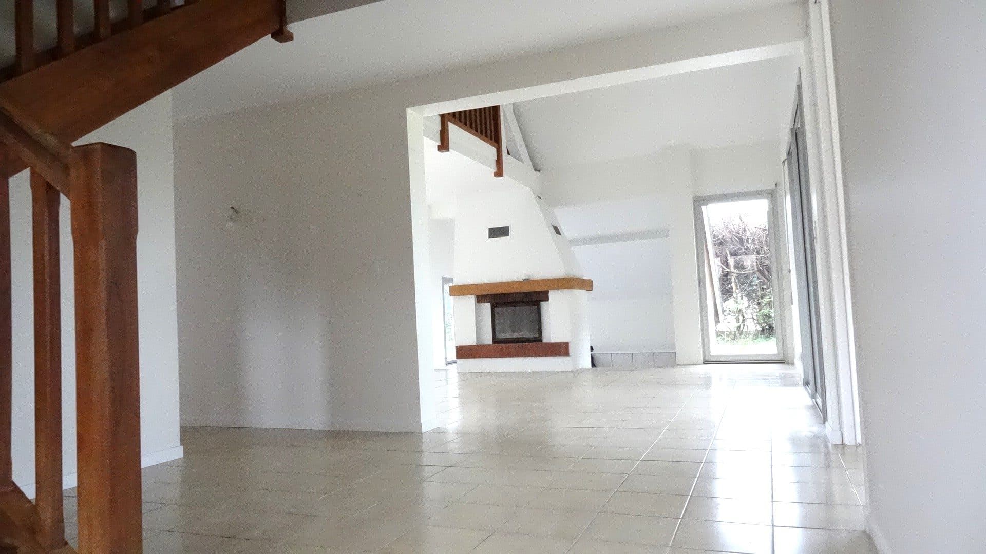 Maison à rafraîchir/rénover dans quartier calme — photo 2