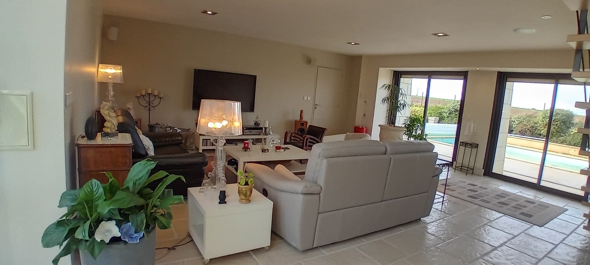 Villeperdue Villa Prestige — photo 3
