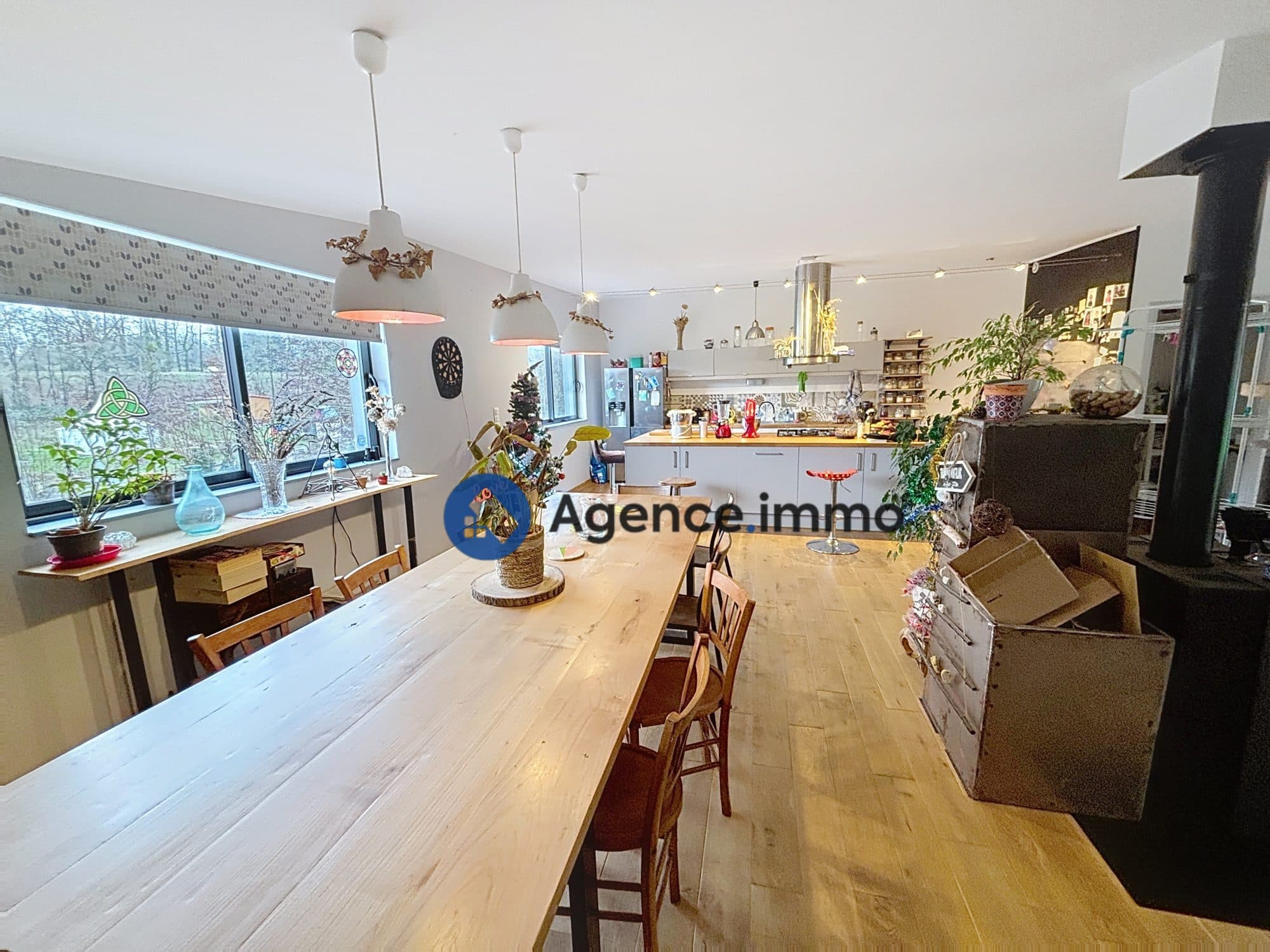 Maison 155 m² à Saint-Antoine-du-Rocher — photo 3