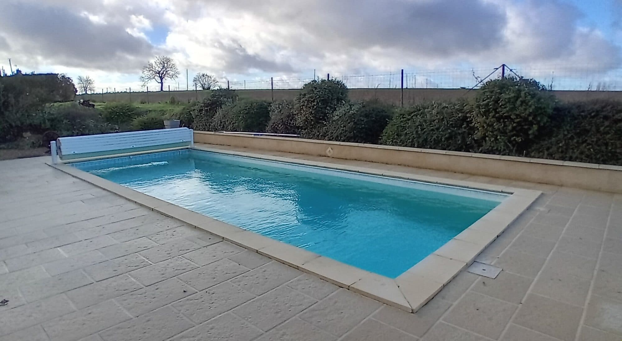 Villa de caractère en pierre rénovée avec piscine — photo 2