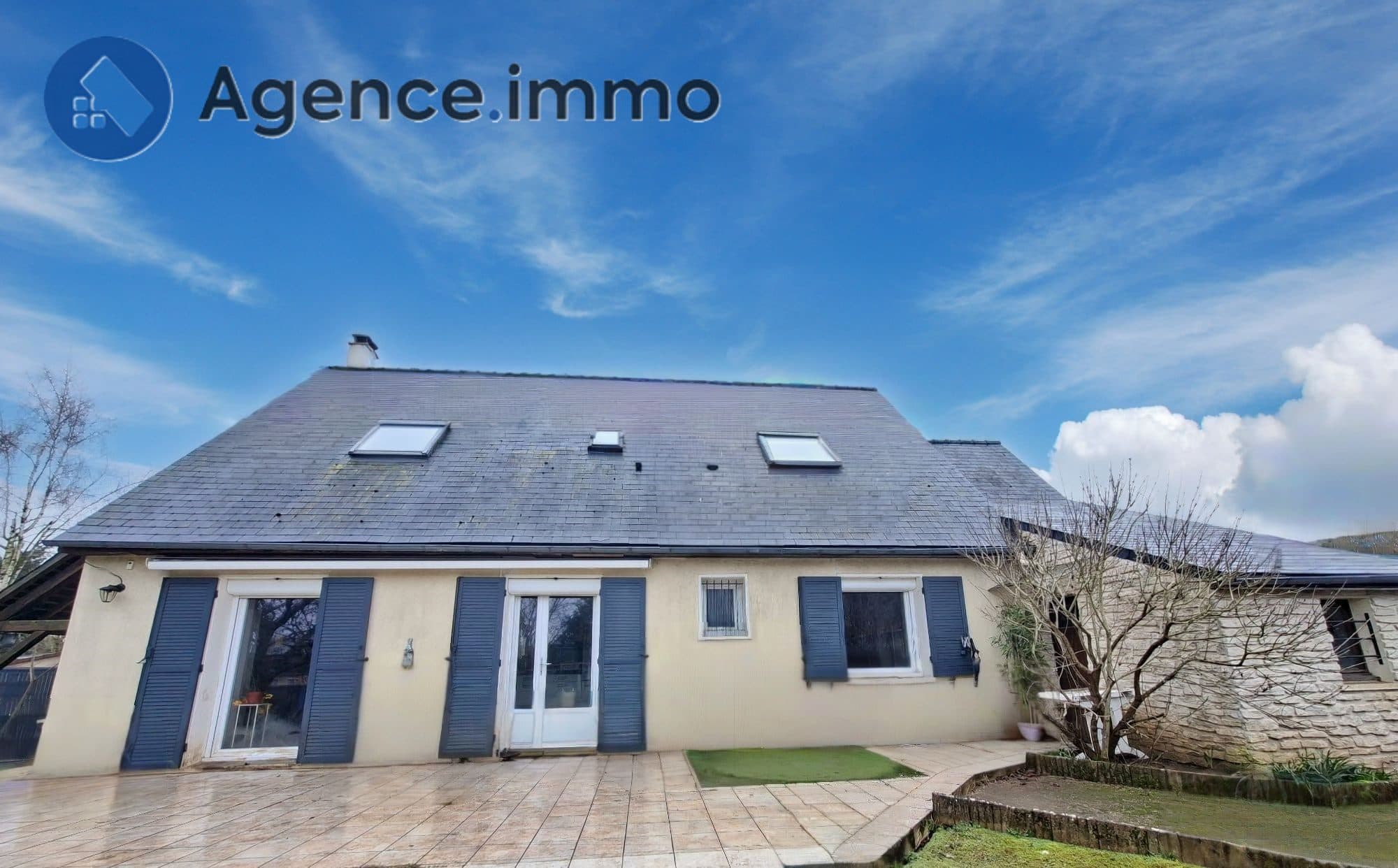 Spacieuse maison de 5 chambres, double garage et jardin — photo 3
