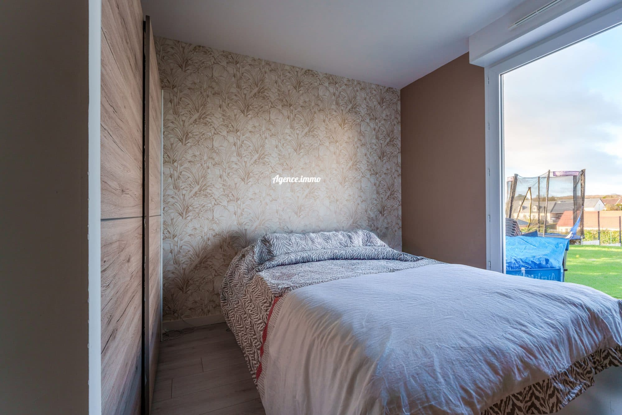 Maison 88 m² à Saint-Antoine-du-Rocher — photo 3