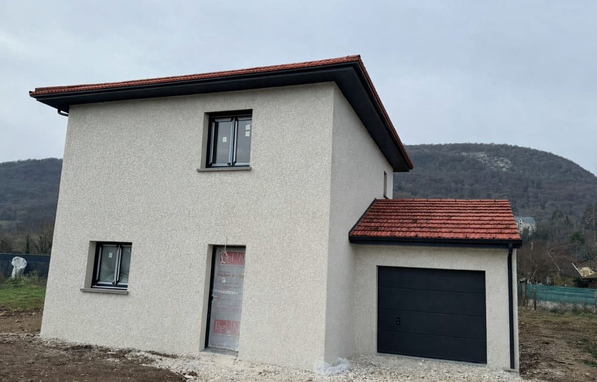 Sur la commune de Villefontaine, à vendre une maison à étage de 85m2 à construire sur 443m2 de terrain — photo 2