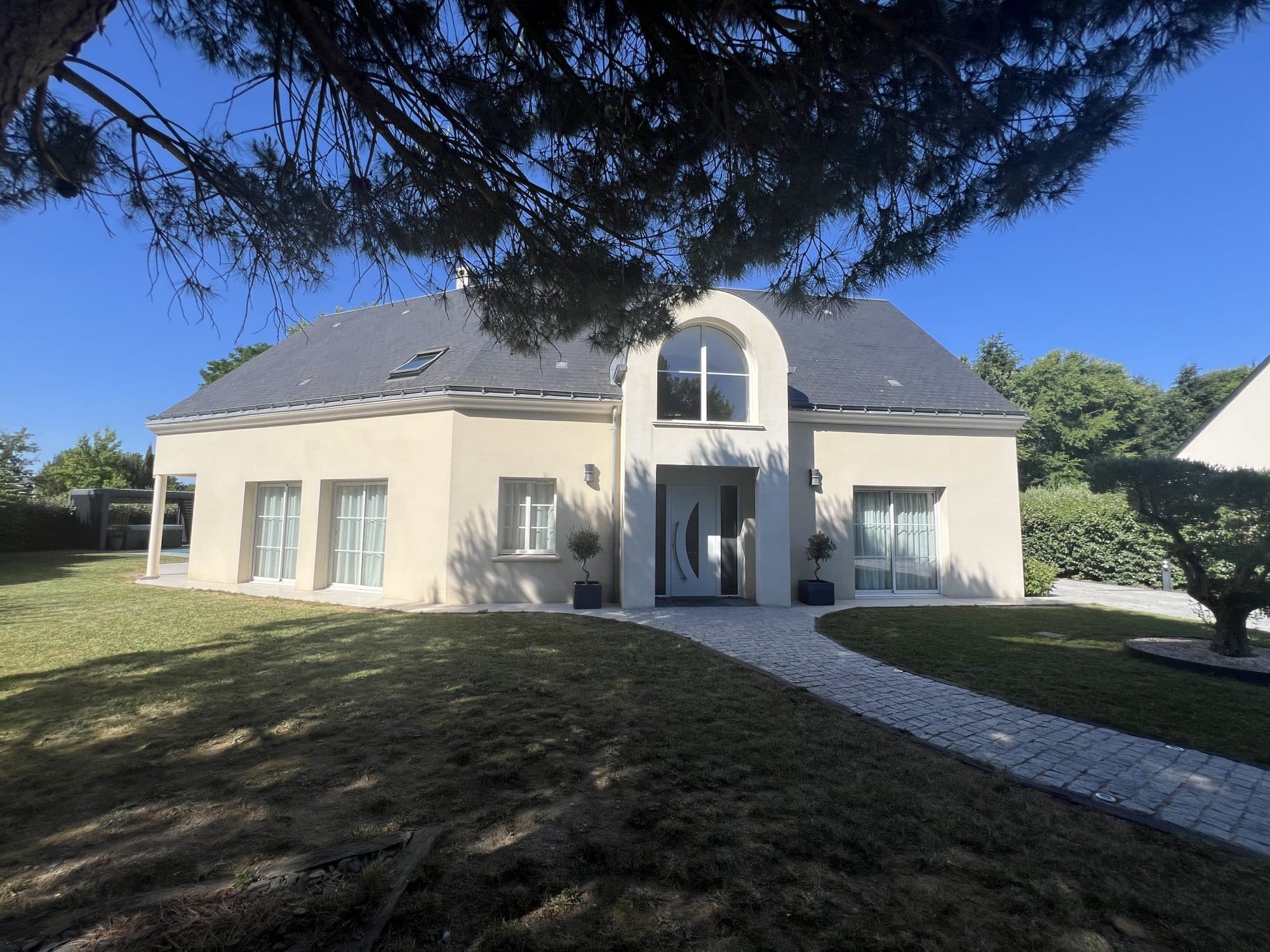 CONTEMPORAINE HAUT DE GAMME — photo 2