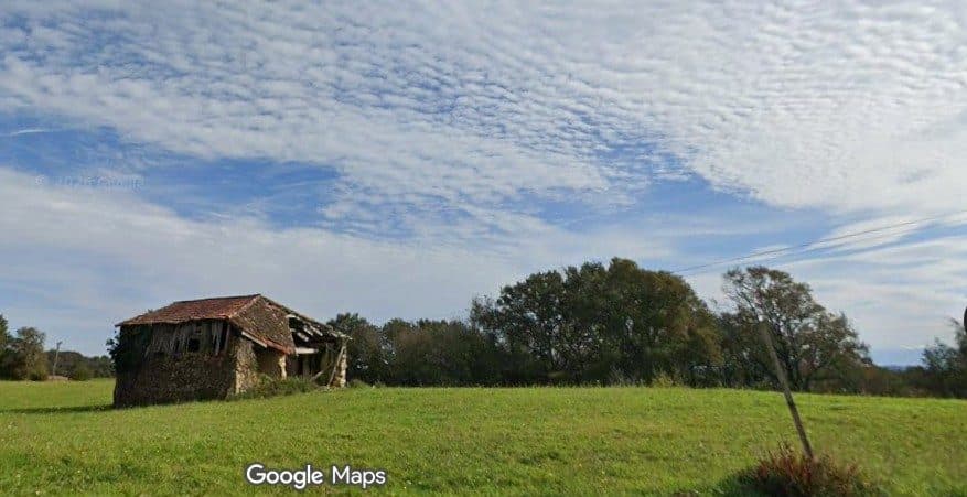 RUINE à reconstruire à l'identique sur 5000m² sur les côteaux. — photo 2