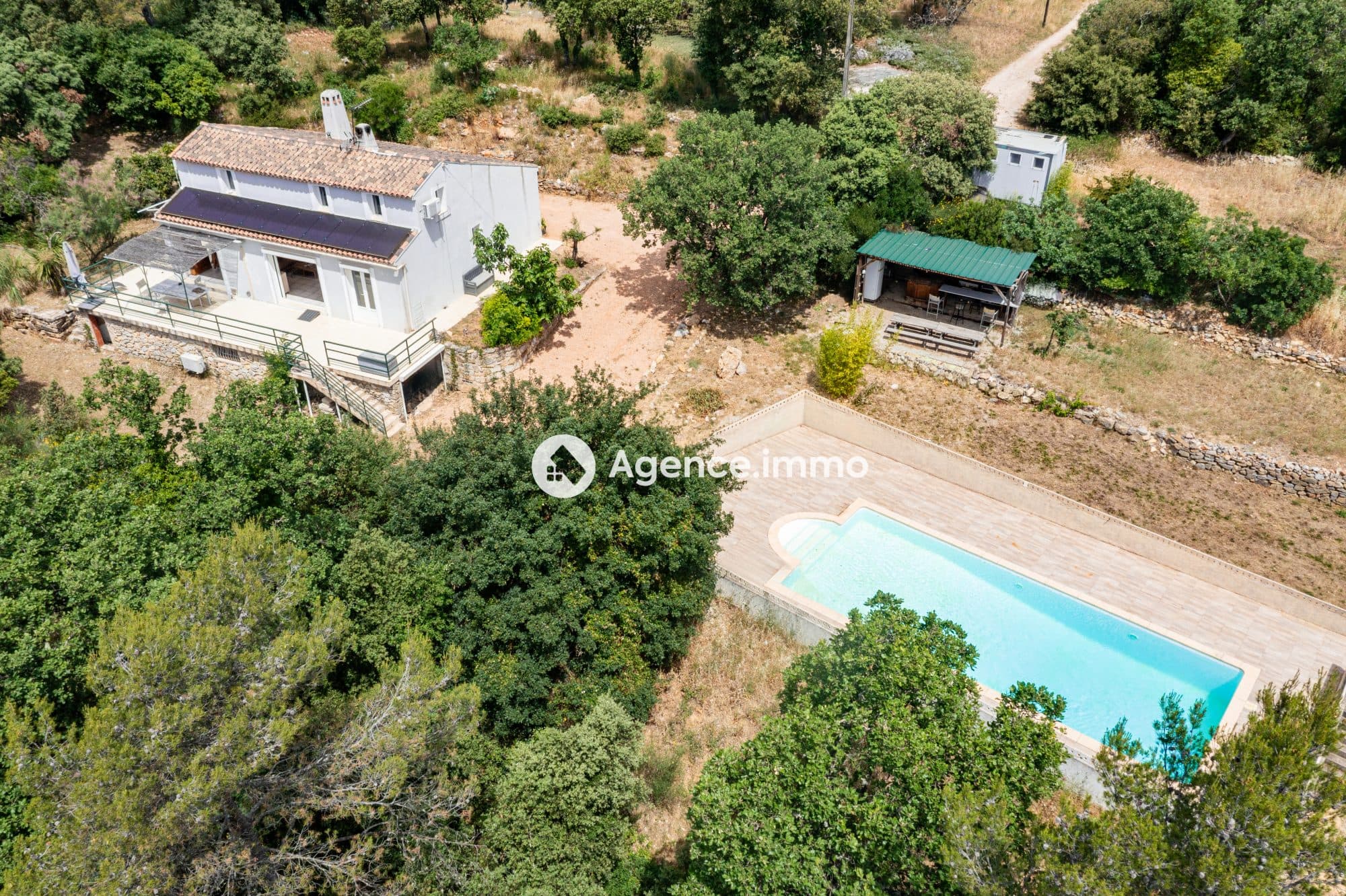 Maison avec belle vue et du terrain. — photo 2