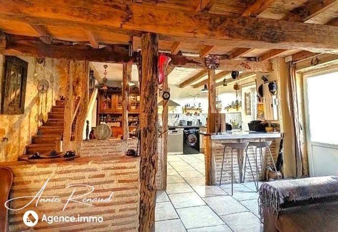 Maison de caractère en pierre - jardin et garage — photo 3