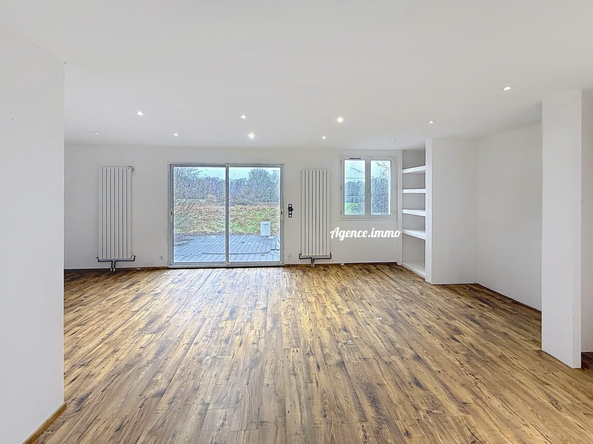 Maison 98 m² à Nouzilly — photo 2