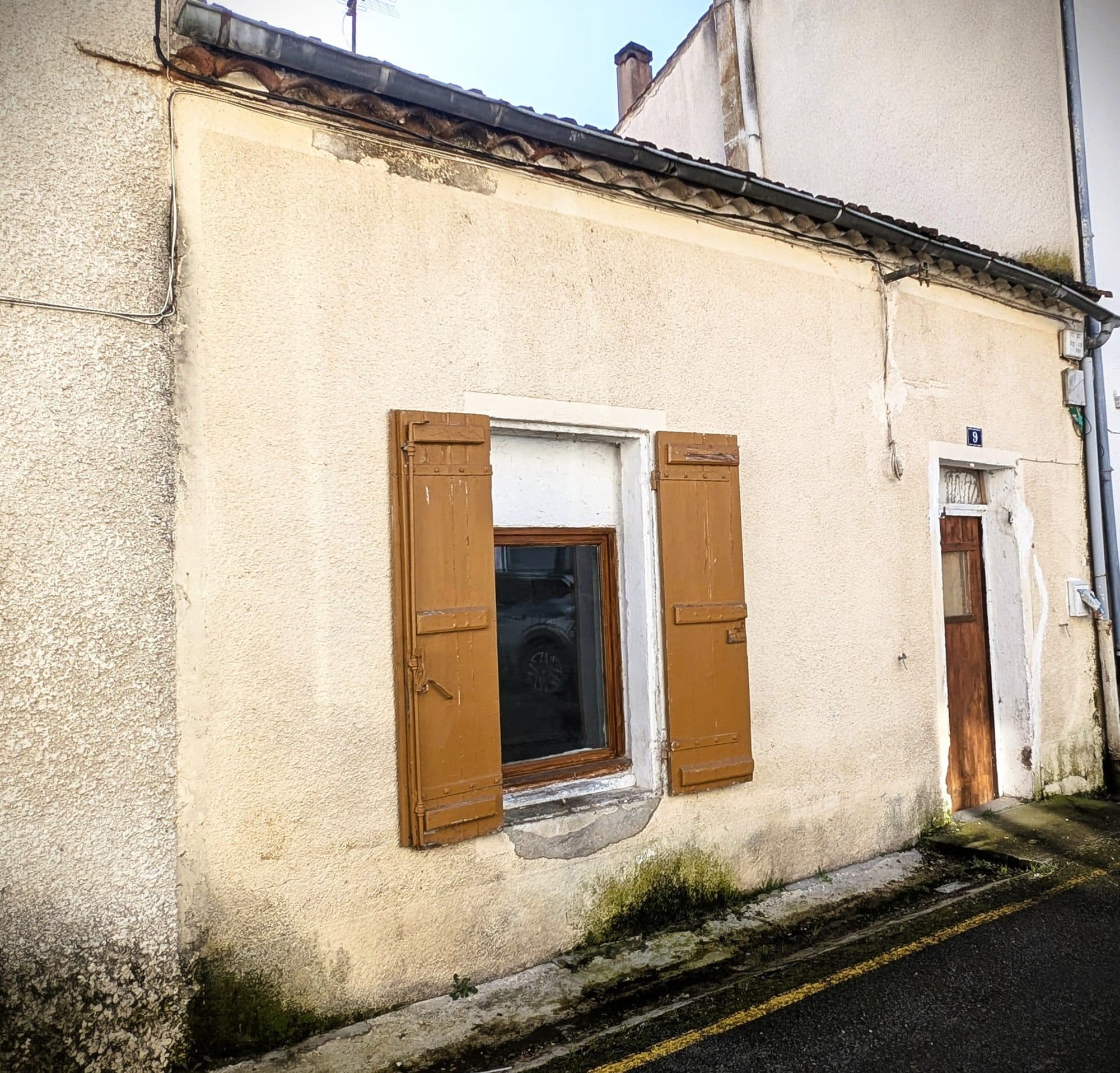 Maison de ville à rénover intégralement — photo 2
