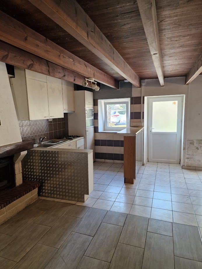 Maison Pierre à rafraichir ! — photo 3