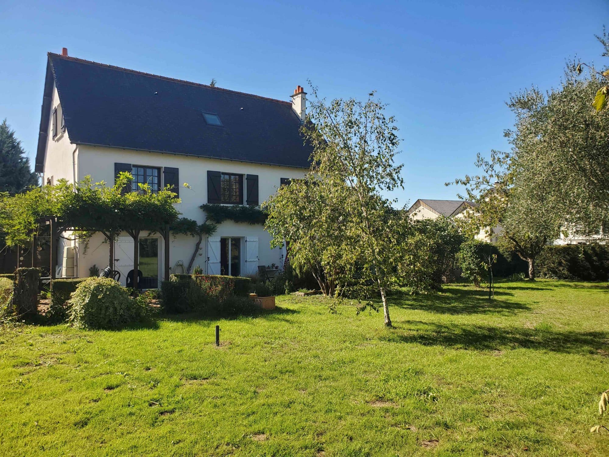 GRANDE MAISON FAMILIALE