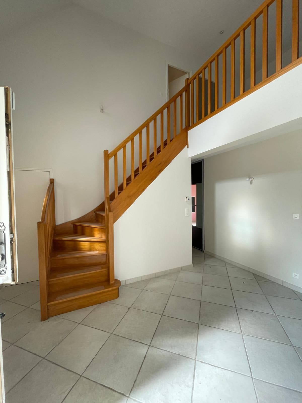 Belle maison contemporaine à St Cyr sur Loire — photo 3
