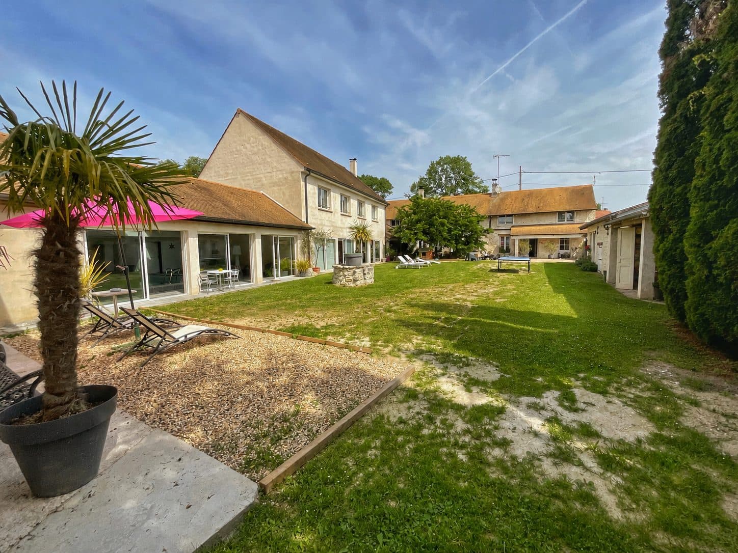 Maison 718 m² à Saint-Illiers-le-Bois — photo 2