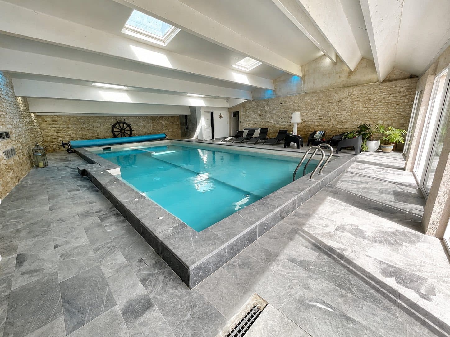 Maison 718 m² à Saint-Illiers-le-Bois