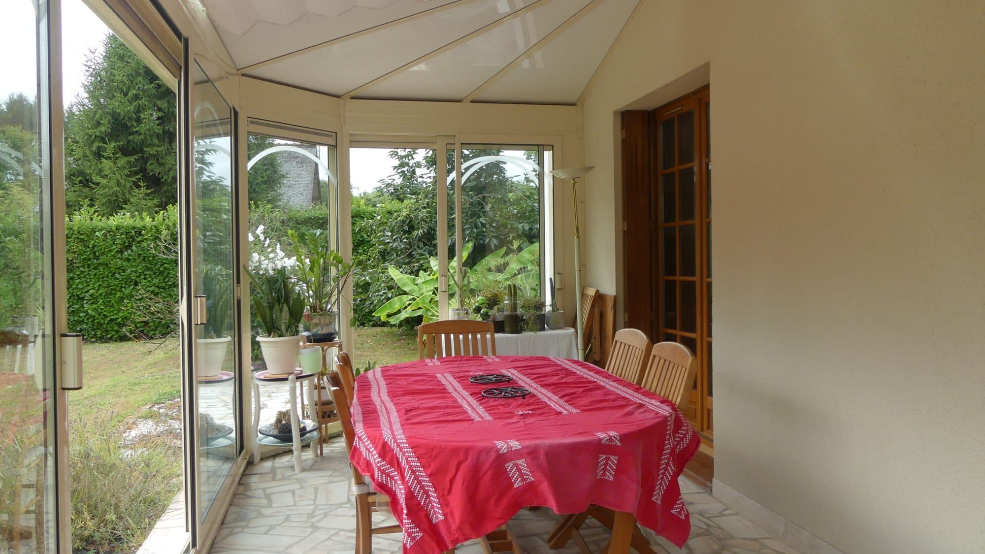 MAISON FAMILIALE — photo 2